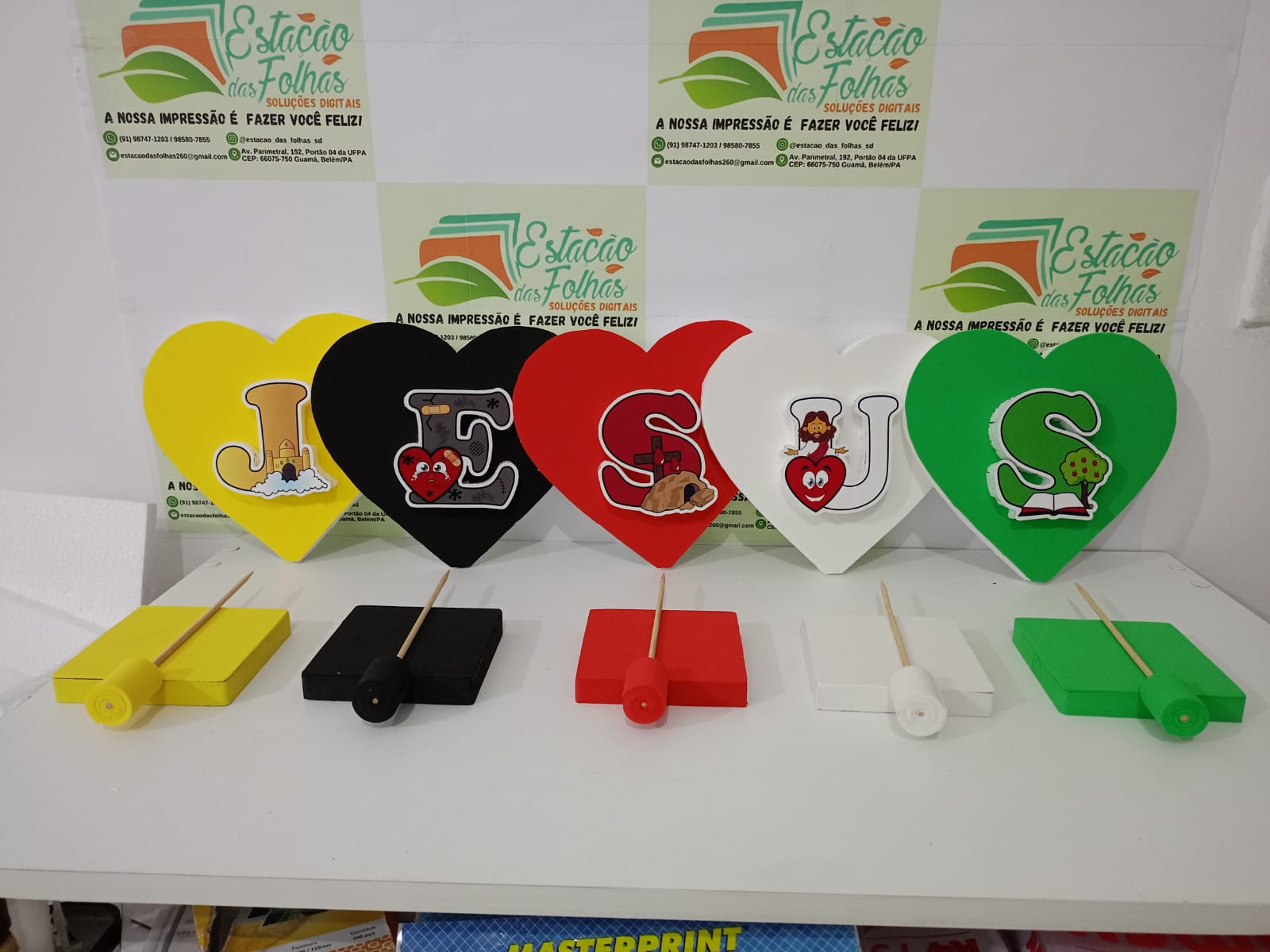 Totens de mesa - acampamento em isopor e E.V.A